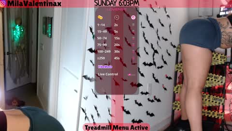 Snapshot of milavalentinax chatting on October 19, 10:03 pm Mila Valentina online show from October 19, 10:03 pm