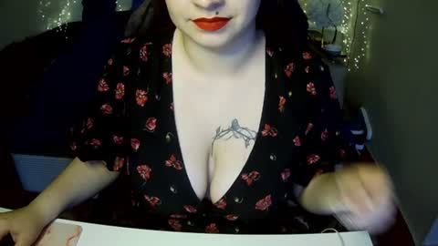 Milaxcute online show from July 12, 12:08 pm