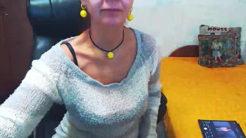 MilayaDFlow online show from November 30, 10:55 am