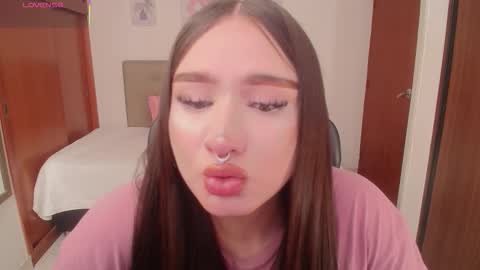 Miley online show from January 6, 3:27 pm