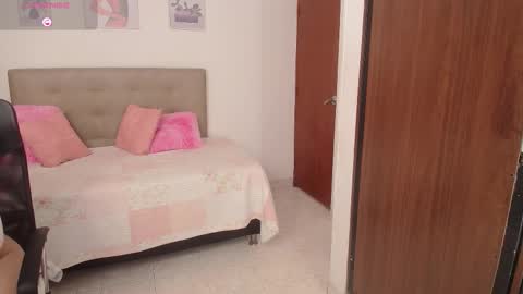 Miley online show from November 26, 4:37 pm