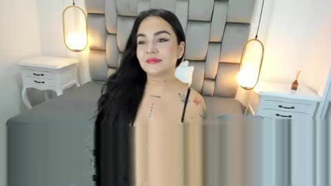 miley jones  online show from June 5, 8:14 pm