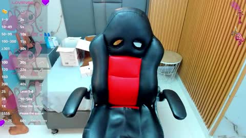 MILEY online show from March 9, 12:54 pm