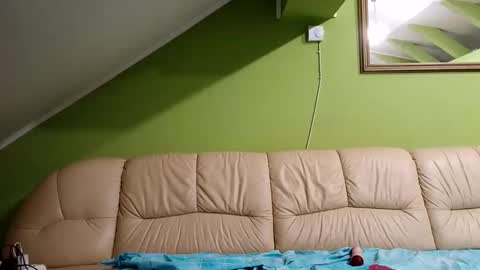 milf44milf online show from June 2, 6:21 pm