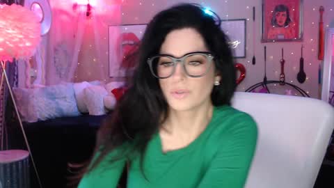 Milf Lacey online show from March 9, 10:08 pm