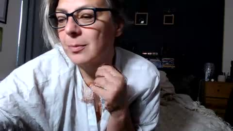 milfyanddaddy online show from July 19, 8:00 pm
