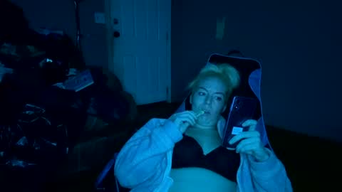 milfymorgan415 online show from August 4, 2:18 am