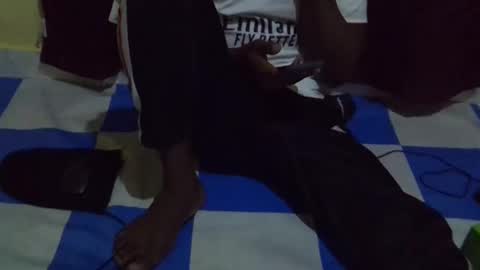 kinwity online show from March 29, 7:59 pm