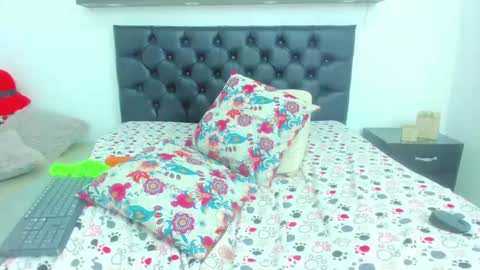 milky_way_18 online show from December 18, 6:46 pm