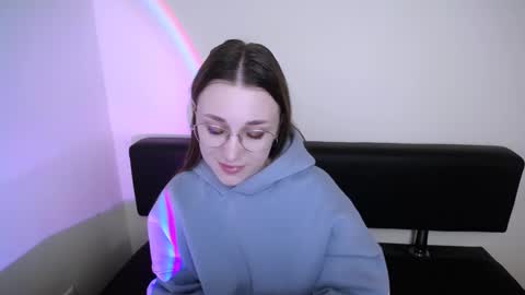 Milla online show from November 20, 9:30 am