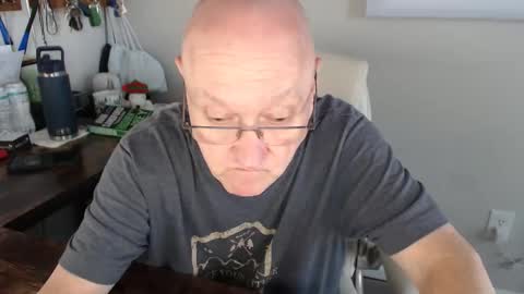 millenium0129 online show from November 19, 7:01 pm