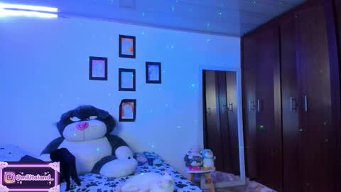 Snapshot of millie_lamar chatting on October 16, 1:38 am online show from October 16, 1:38 am