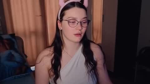 Millie online show from March 19, 11:26 am