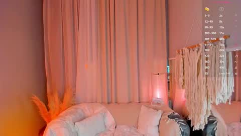 milliminimouse online show from October 9, 10:48 pm