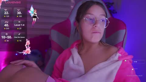 MILLY online show from November 25, 7:01 pm