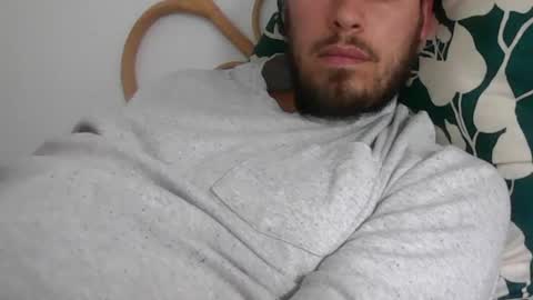 milowww1601 online show from April 15, 3:37 pm