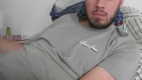 milowww1601 online show from December 17, 2:13 pm