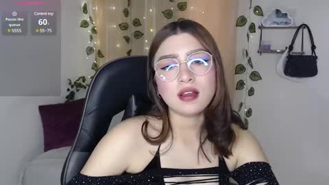 Mily online show from March 8, 5:33 pm