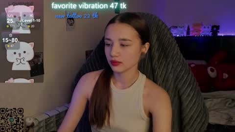 Emily online show from December 4, 4:50 pm