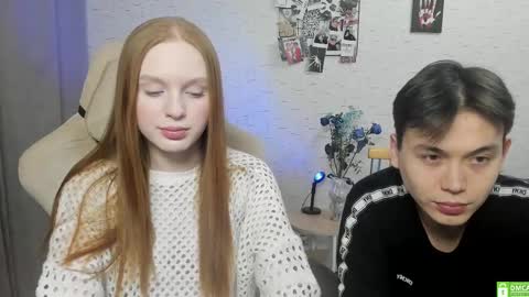 Snapshot of milymi_ chatting on February 28, 1:58 am Milena and Jasper online show from February 28, 1:58 am