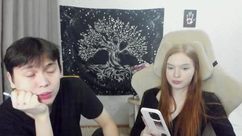 Snapshot of milymi_ chatting on January 15, 8:26 pm Milena and Jasper online show from January 15, 8:26 pm