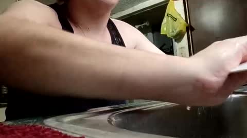 mimi142 online show from March 30, 8:09 pm