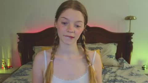 mimichelle online show from March 1, 10:02 am