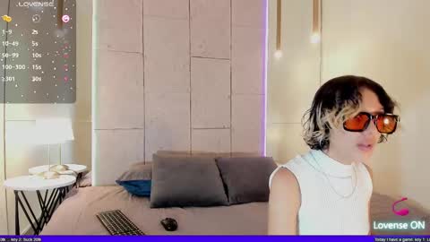 Snapshot of min_minjil chatting on September 10, 11:44 am Minji online show from September 10, 11:44 am