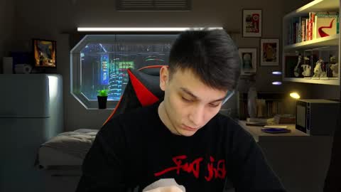 MINATO online show from October 13, 11:45 am