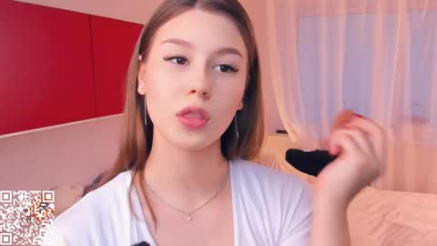 Mindi online show from November 14, 7:32 am