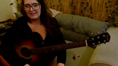 Mindy online show from December 3, 8:53 pm