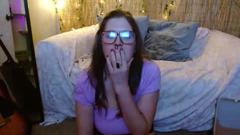 Mindy online show from October 19, 10:09 am