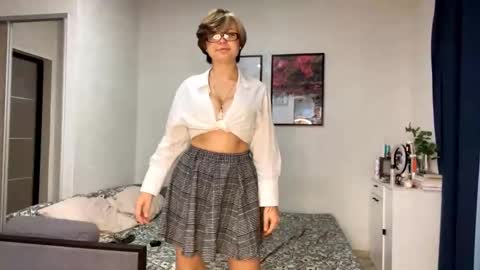 Luna Moon online show from October 21, 6:44 pm