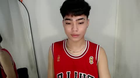 mingkla_man online show from July 22, 3:03 pm