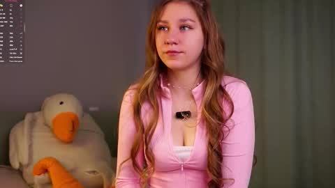 Mary online show from March 7, 1:27 am