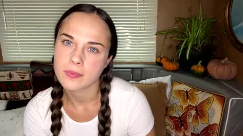 Snapshot of minimaggie chatting on September 23, 6:36 pm minimaggie online show from September 23, 6:36 pm