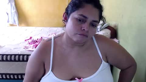 Andrea online show from December 4, 9:14 pm