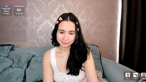 Minnie online show from March 8, 6:06 am