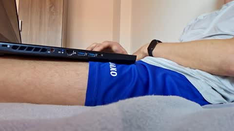 Jesse J. online show from June 16, 3:05 pm