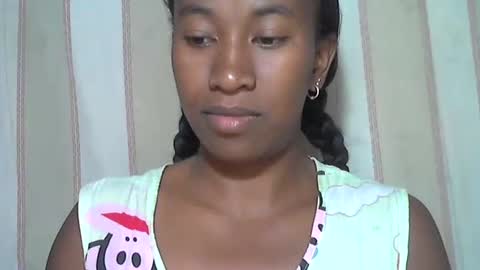 minouch211907 online show from November 21, 1:42 pm