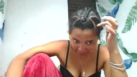 miora620846 online show from May 8, 10:54 am
