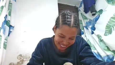 miora620846 online show from May 30, 10:57 am