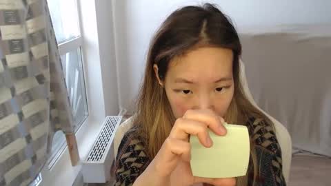 mira_g online show from February 13, 10:29 am