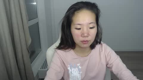 Snapshot of mira_g chatting on March 10, 4:14 pm mira_g online show from March 10, 4:14 pm