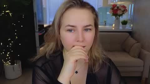 Mira online show from March 21, 1:22 am