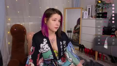 Snapshot of mirafalls chatting on February 24, 5:22 am Mira online show from February 24, 5:22 am