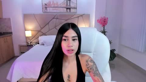 miranda_crawfor online show from February 24, 5:32 am