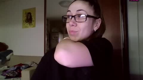 Snapshot of miranda_wish chatting on January 12, 4:18 pm MIRANDA online show from January 12, 4:18 pm