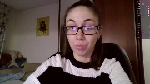 Snapshot of miranda_wish chatting on September 17, 1:36 pm MIRANDA online show from September 17, 1:36 pm
