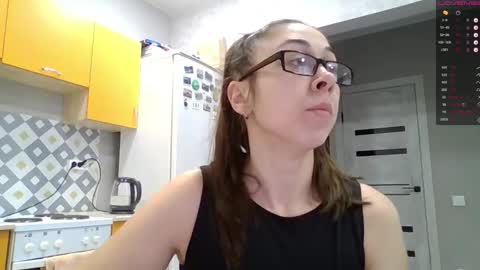 Snapshot of miranda_wish chatting on October 10, 4:29 am MIRANDA online show from October 10, 4:29 am